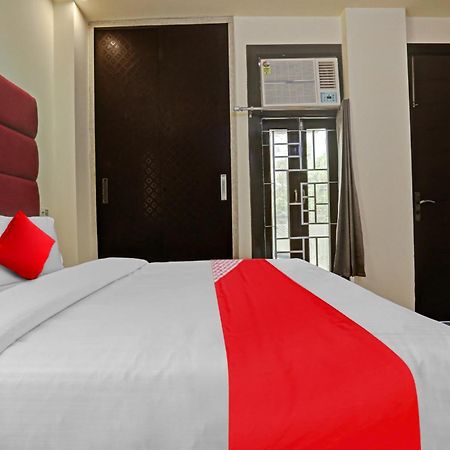 Hotel O Golden Key Inn Punjabi Bagh New Delhi Exterior photo