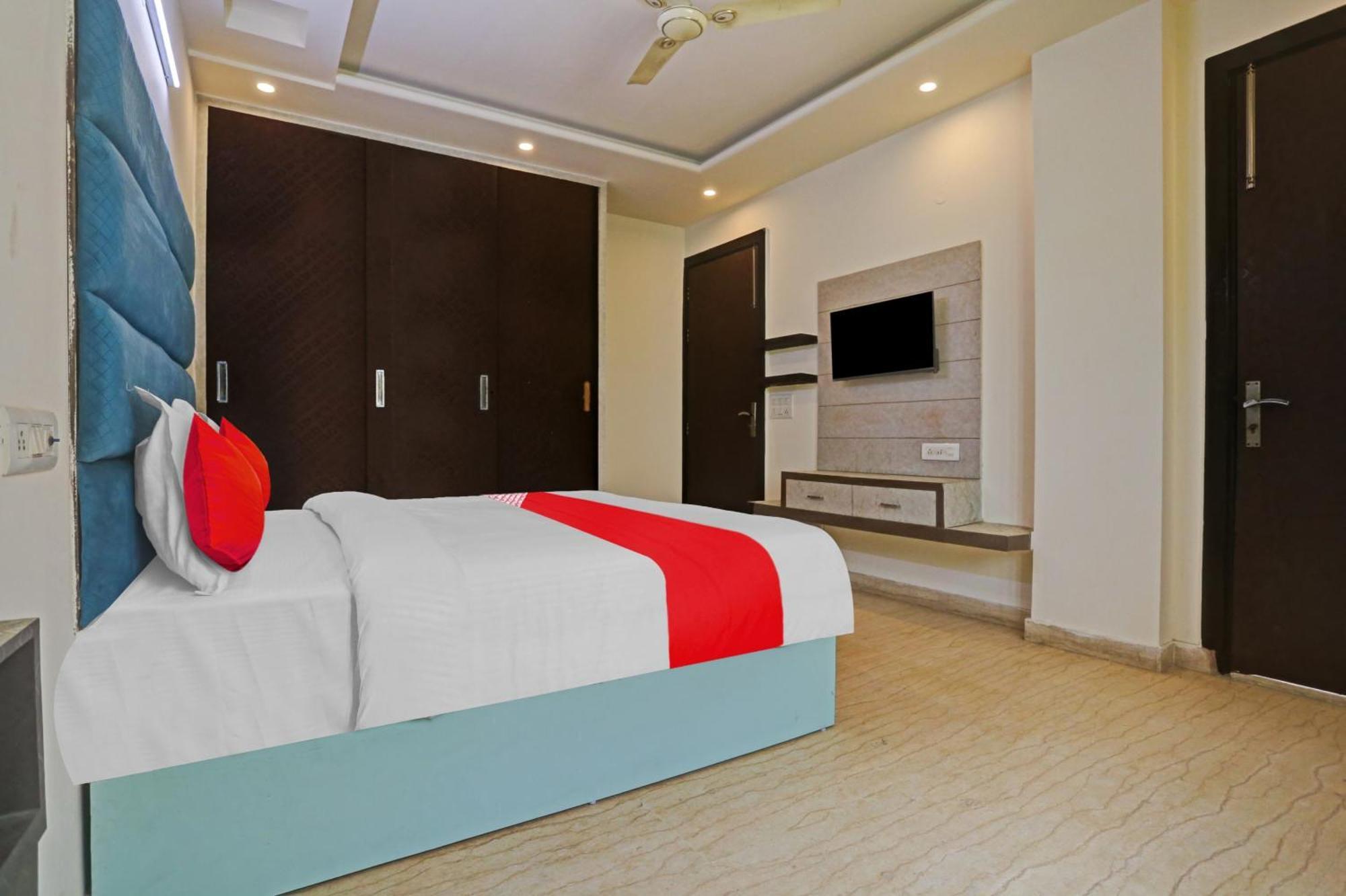 Hotel O Golden Key Inn Punjabi Bagh New Delhi Exterior photo
